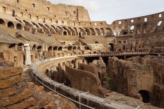 Colosseum guided tour with Palatine and Forum tickets