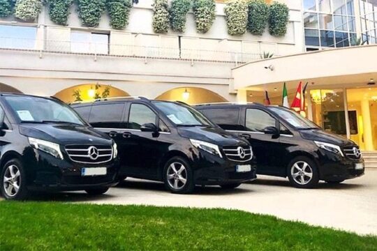Antalya Airport (AYT) to Lara Transfer - Private Minivan