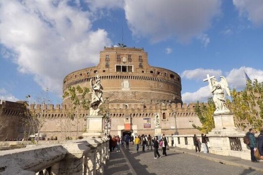 Rome: Visit Castel Sant’ Angelo with Tasting, Semi-Private Tour