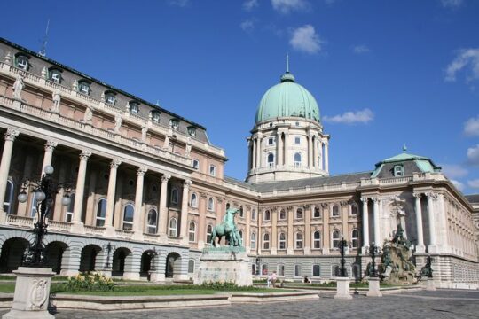 Budapest Buda side tour: Conquer the Castle
