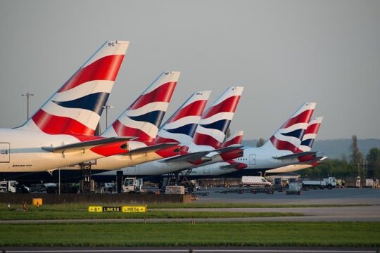 Gatwick Airport Private Transfers to/from London (Postcode WC1 to WC2)