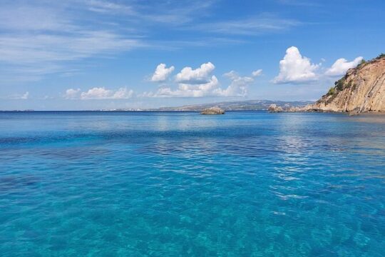 From Argostoli: White Rocks Cruise with Lunch & Wine