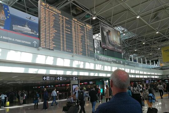 Private transfer from the hotel to Rome Fiumicino airport or vice versa