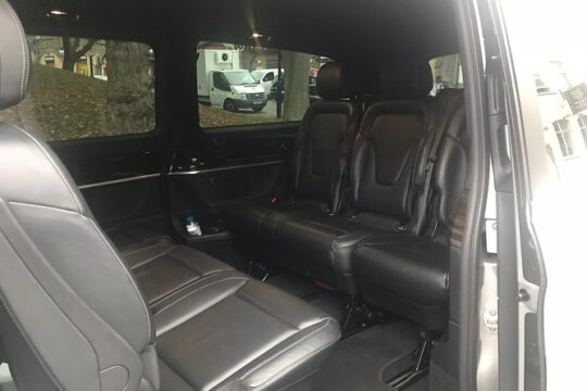 Private Transfer From London to Gatwick Airport