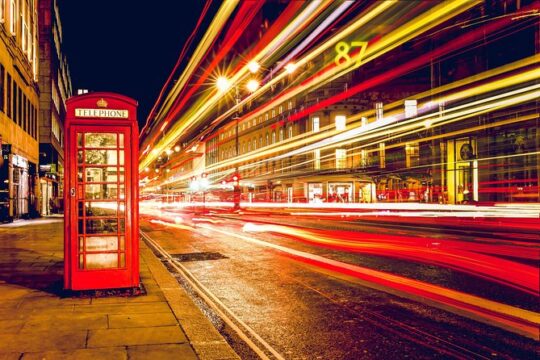 Gatwick Airport Private Transfers to/from London (Postcode W1 to W7)