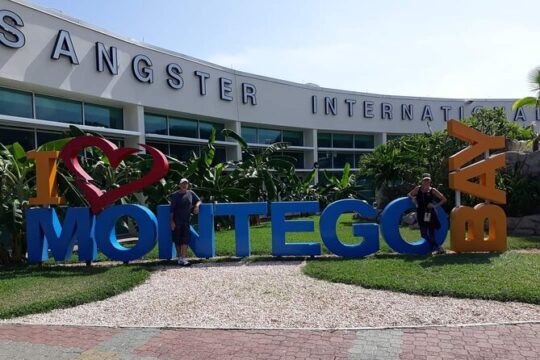 Montego Bay Airport Transfer to Ocho Rios and Runnaway Bay Hotels(Private)