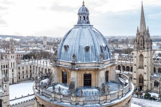 Oxford, Cotswolds and Stratford-upon-Avon with Traditional Christmas Lunch