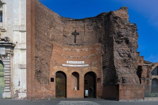 Rome: Learn how the Romans lived on a Half Day Small Group Tour