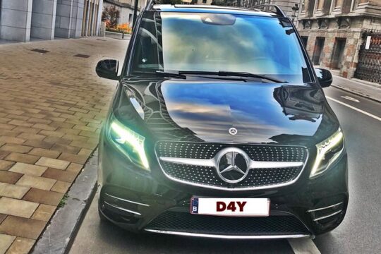 Private transfer from Brussels Airport  Bruges MB V-CLASS 7 PAX