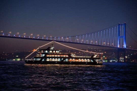 Istanbul Bosphorus Dinner Cruise and Turkish Night Show