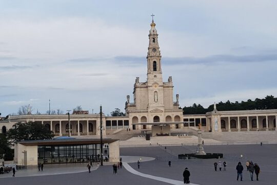 Private Small Groups Tour Fátima Full Day