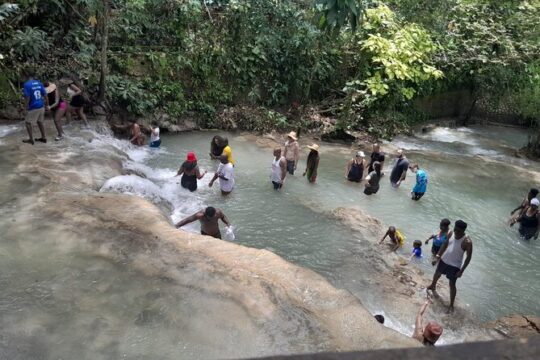 Taxi to Dunn’s River Falls from Moon Palace Ocho Rios