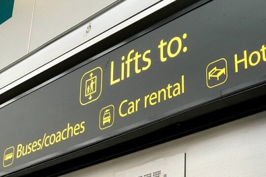 Gatwick Airport Private Transfers to/from London (Postcode SW5 to SW11)