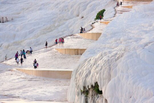 Pamukkale and Hierapolis Day Tour from Antalya with Lunch