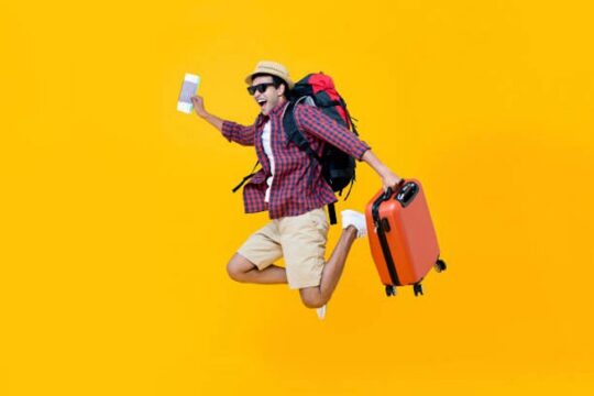 AIRPORT SHUTTLE between Cairns Airport & Port Douglas (6am-5pm)