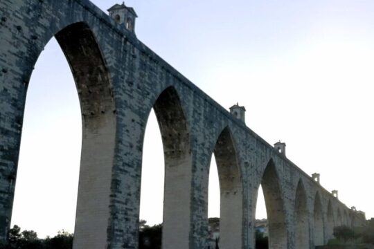 Tailor Made Half Day Private Guided Tour with Vehicle in Lisbon