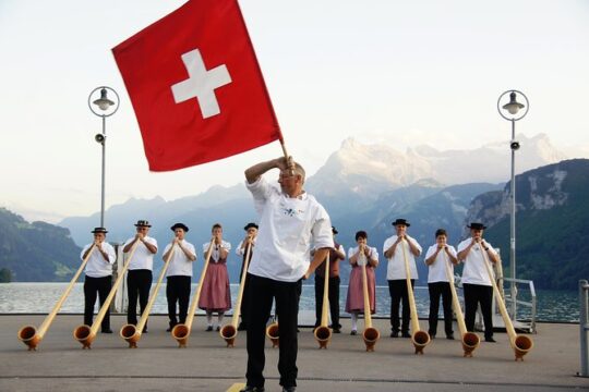 From Zurich: Alphorn crash course & TOP hidden gems