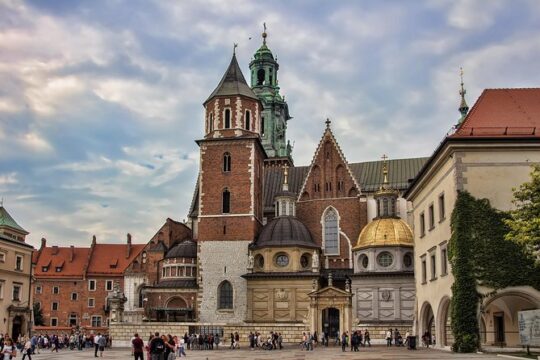 Krakow: Wawel Castle Guided Tour