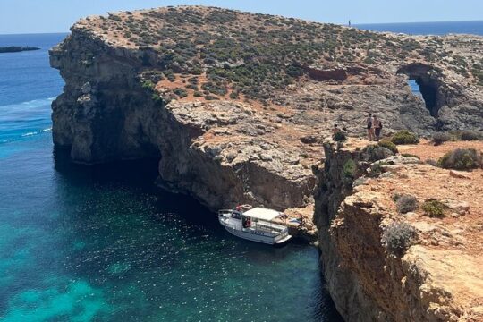 Private Boat Charter Blue Lagoon Crystal Lagoon and Comino