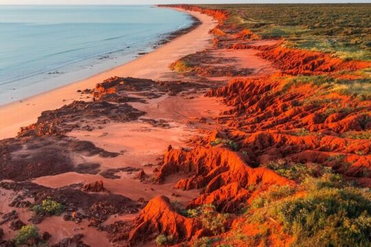 For Someone Special 45 minute flight + Gourmet Beach Picnic