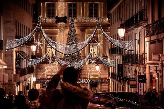 2 Hours Christmas Lights Creative Photography in Lisboa