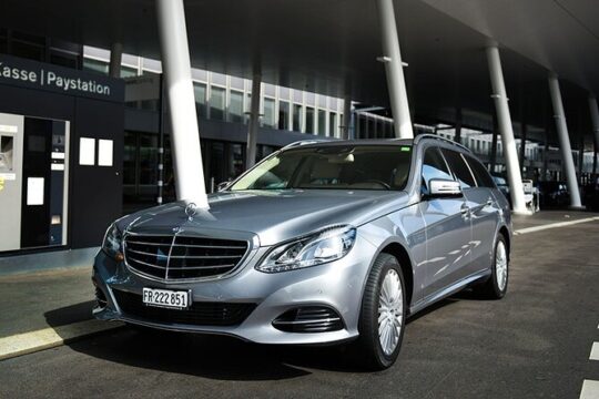 Private Transfer from Montreux to Geneva Airport