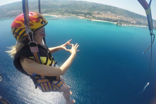 Parasailing Single Flight to Tropea in Small Group