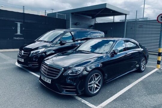 Chauffeur Car Transfer Services from London To Gatwick Airport