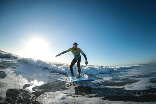 Surfing Experience in Costa da Caparica