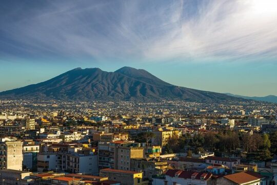 Private Transfer from Praiano to Naples, Door-to-door, English-speaking driver