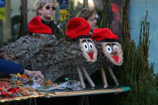 Barcelona's Merry Markets Christmas Tour. Private Experience