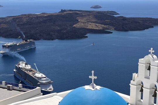 Half Day Private Tour in Santorini