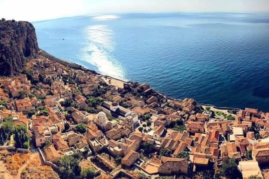 3 Days PrivateTour:Sparta - Mystra - Monemvasia - Mycenae - Epidaurus & Corinth