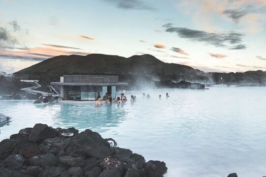 Private Reykjanes Tour and Blue Lagoon Spa