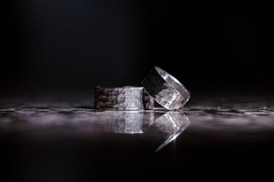 Forge your own wedding rings or friendship rings in Tuscany