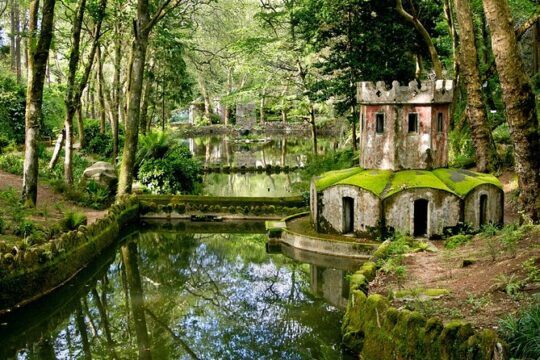 Small Group FULL DAY PRIVATE TOUR Sintra + Cascais+Roca Cape