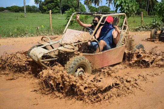 Family buggy ride through the Dominican countryside