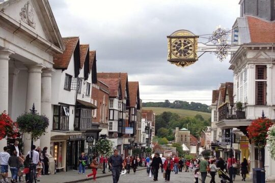 Private One Way or Round Trip Transfer: Heathrow Airport to Guildford