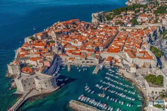 Split to Dubrovnik Private Transfer with Stop in Ston