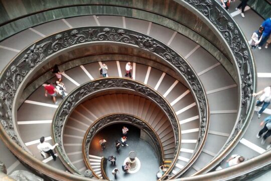 Vatican Highlights Tour: SkipTheLine with Expert Guide