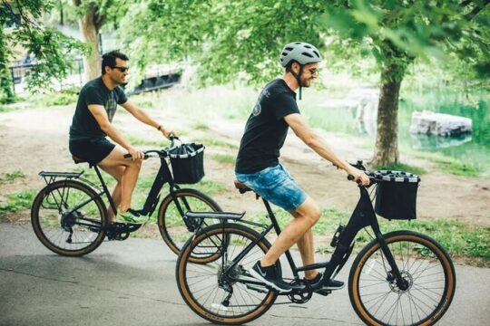 Daily Montreal Bike Rental- Be your own guide in Montreal