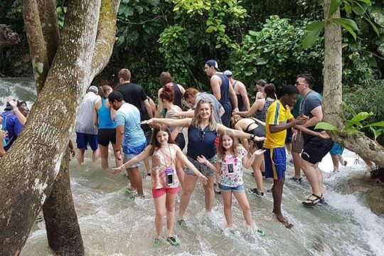 Private Tour - Dunn's River Falls and Ocho Rios Experience from Ocho Rios