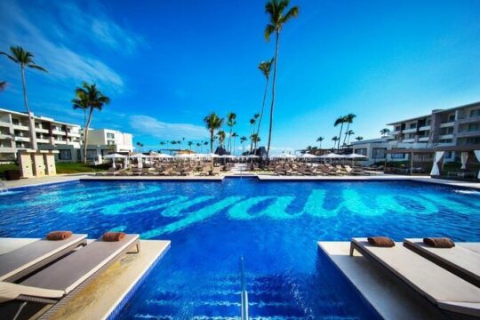 Santo Domingo Airport and Royalton Bavaro Private Transfer