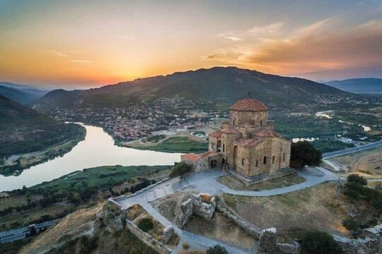 Mtskheta, Gori and uplistsikhe cave town (1 to 5 persons)