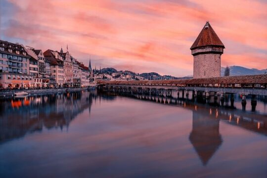 3 Hour Lucerne City Walking Tour with Local Guide