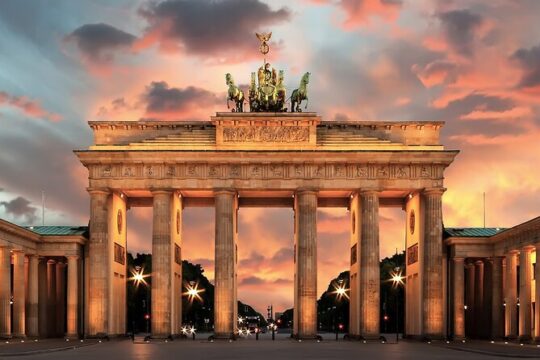 Berlin: Self-Guided Photo Safari with premium Photobook