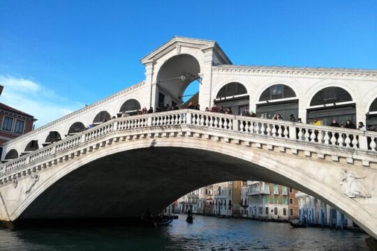 Treasure Hunt in Venice Romantic Private Activity
