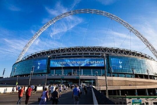 Private Round Trip Airport Transfer Heathrow to Wembley Stadium Hotels