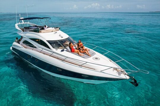 All Inclusive Tulum: 4 hours Coast & Fun in 60' Sunseeker