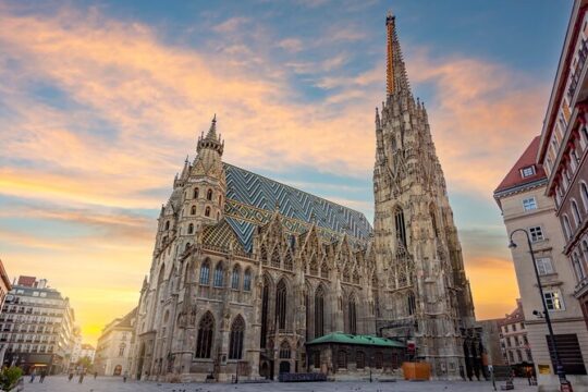 Budapest to Vienna - Private Transfer with 2 hours of Sightseeing